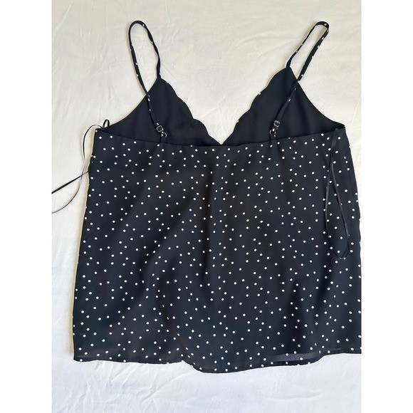 Socialite Black Polka Dot Scalloped Neck Camisole Top Large Sleeveless V-Neck