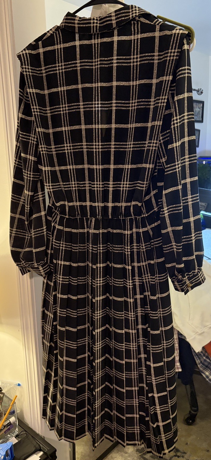 Vintage 80s Leslie Fay Black White Checkered Plaid Midi Shirtdress Pleated 10