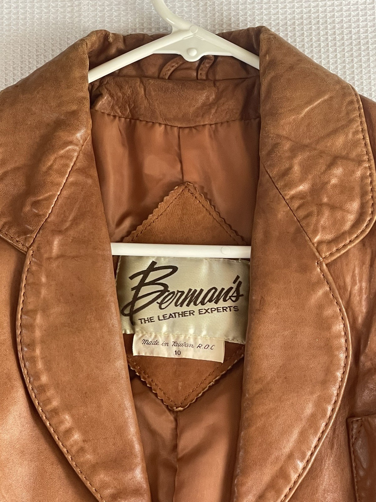 Vintage Bermans Women’s Lambskin Leather Jacket Blazer Sz 10 Brown
