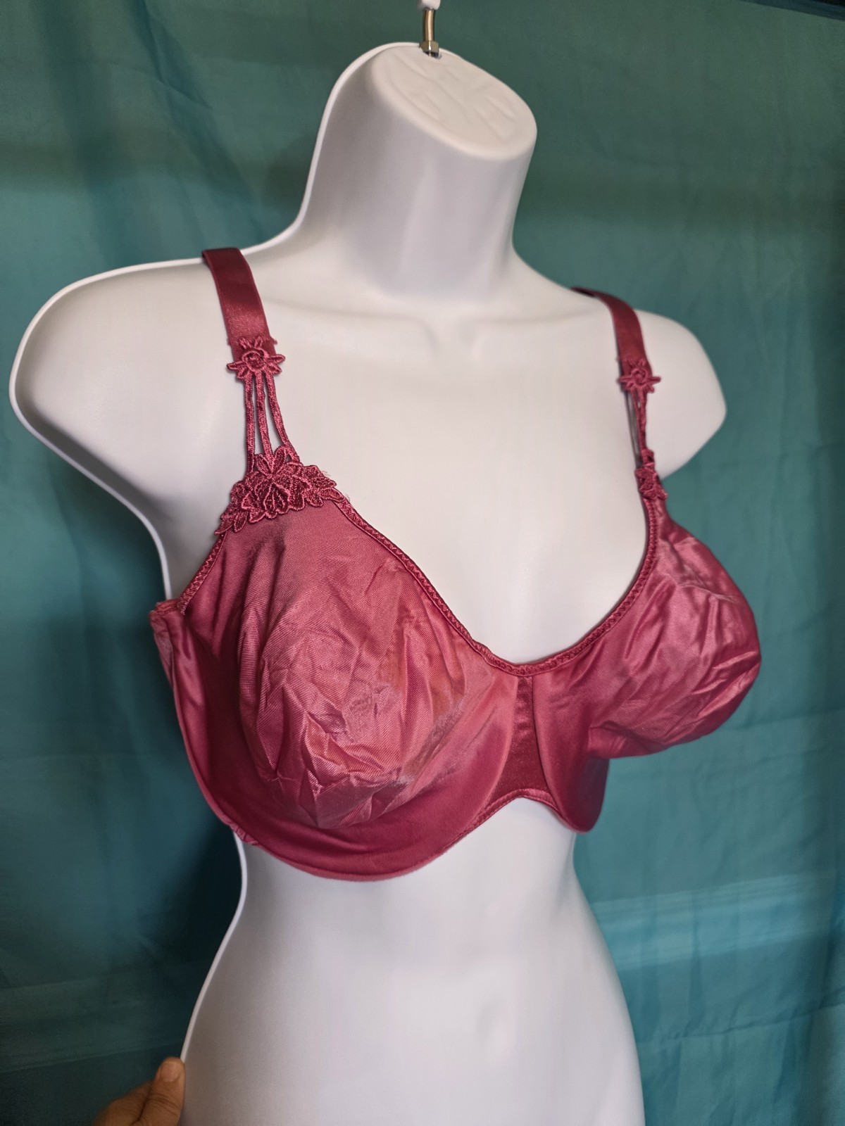 Vintage Bali Underwore Bra Size 38DD, Pink With Embroidery