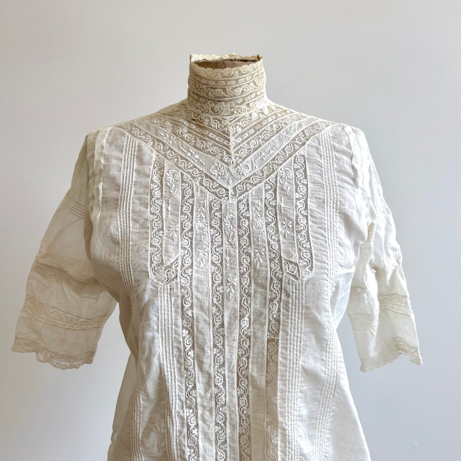 Antique Victorian Edwardian Embroidered Linen Voile Blouse 1900 1910 Downton