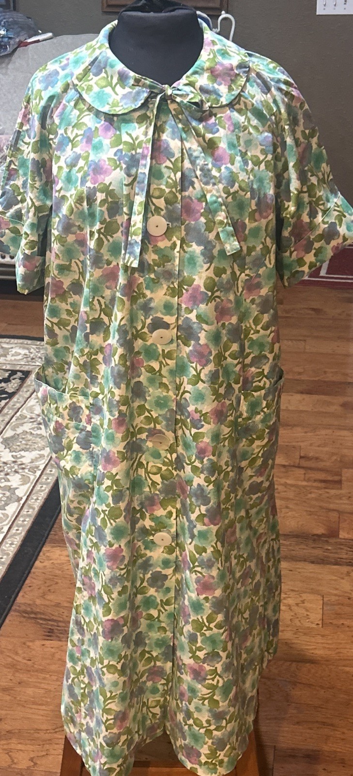 Vintage Maxam Housecoat House Coat AMAZING Fabric PRINT! Pockets Buttons EUC