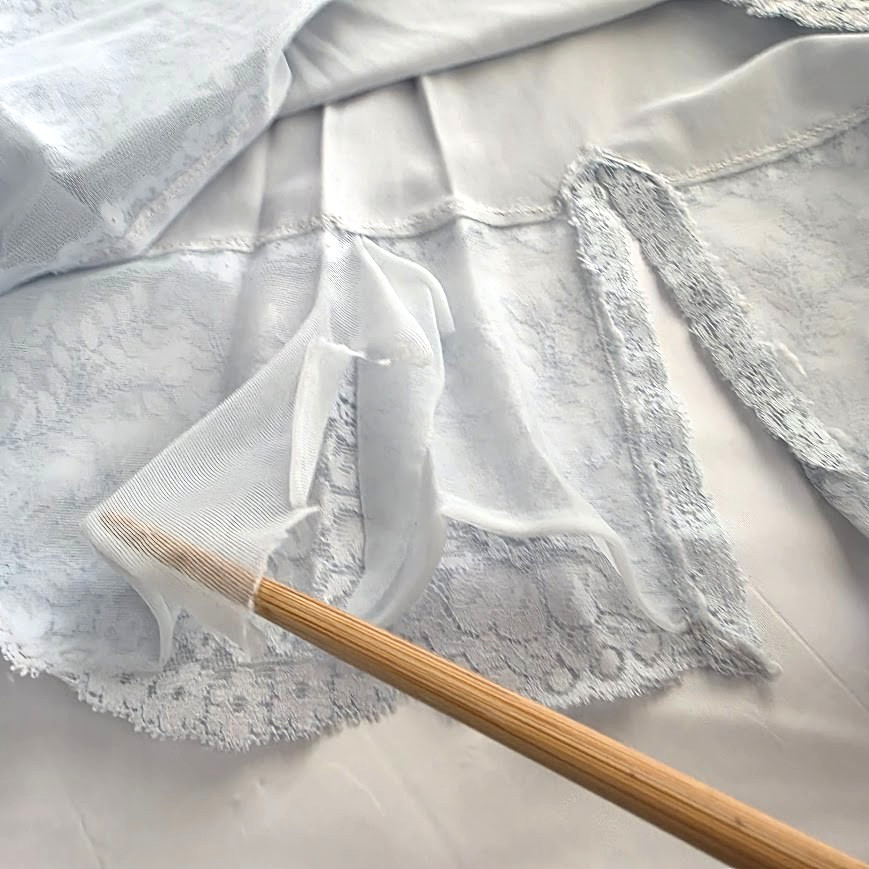Vintage Wonder maid Lingerie Half Slip Skirt Medium Light Blue Nylon Lace Trim