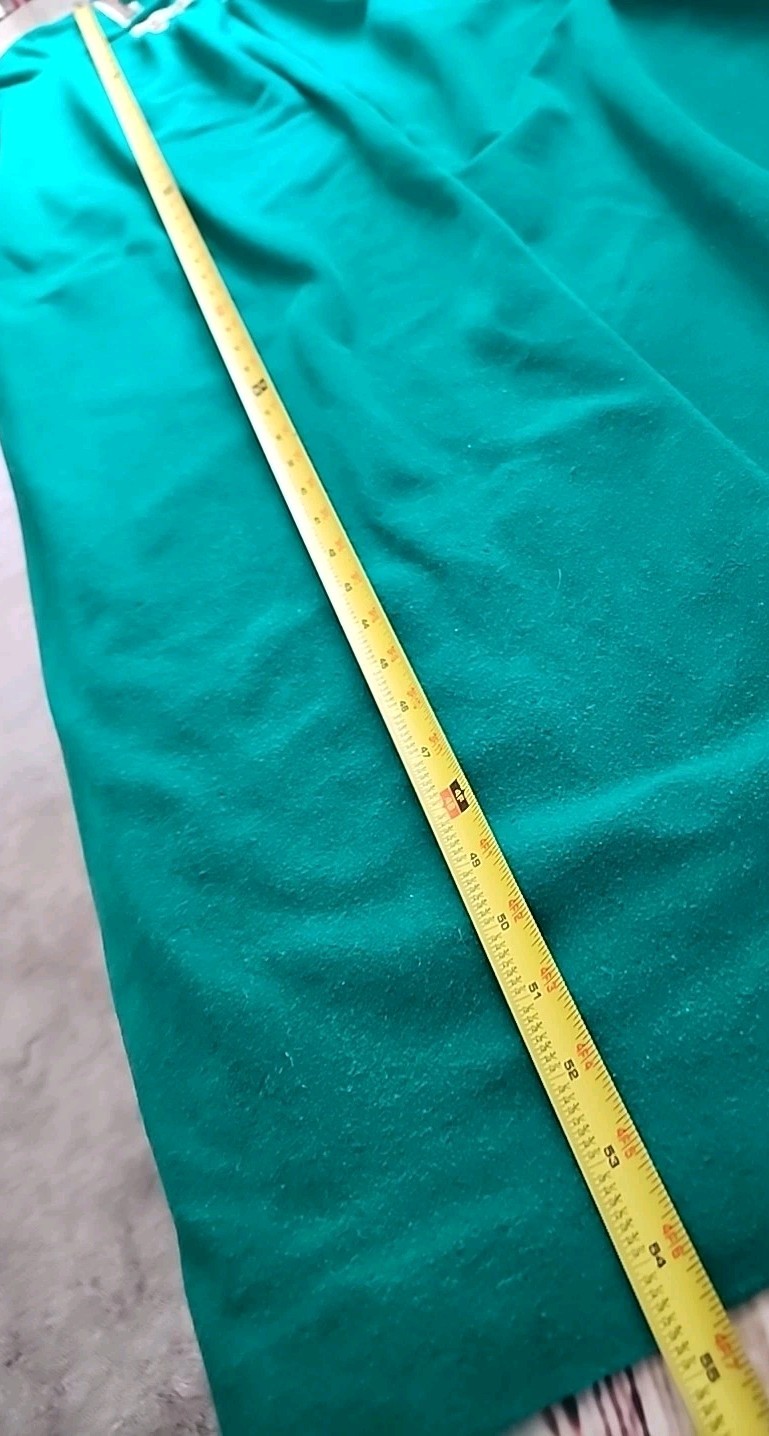 Vintage Montgomery Wards House Coat Robe Fleece 100% Dacron Polyester Green 70s