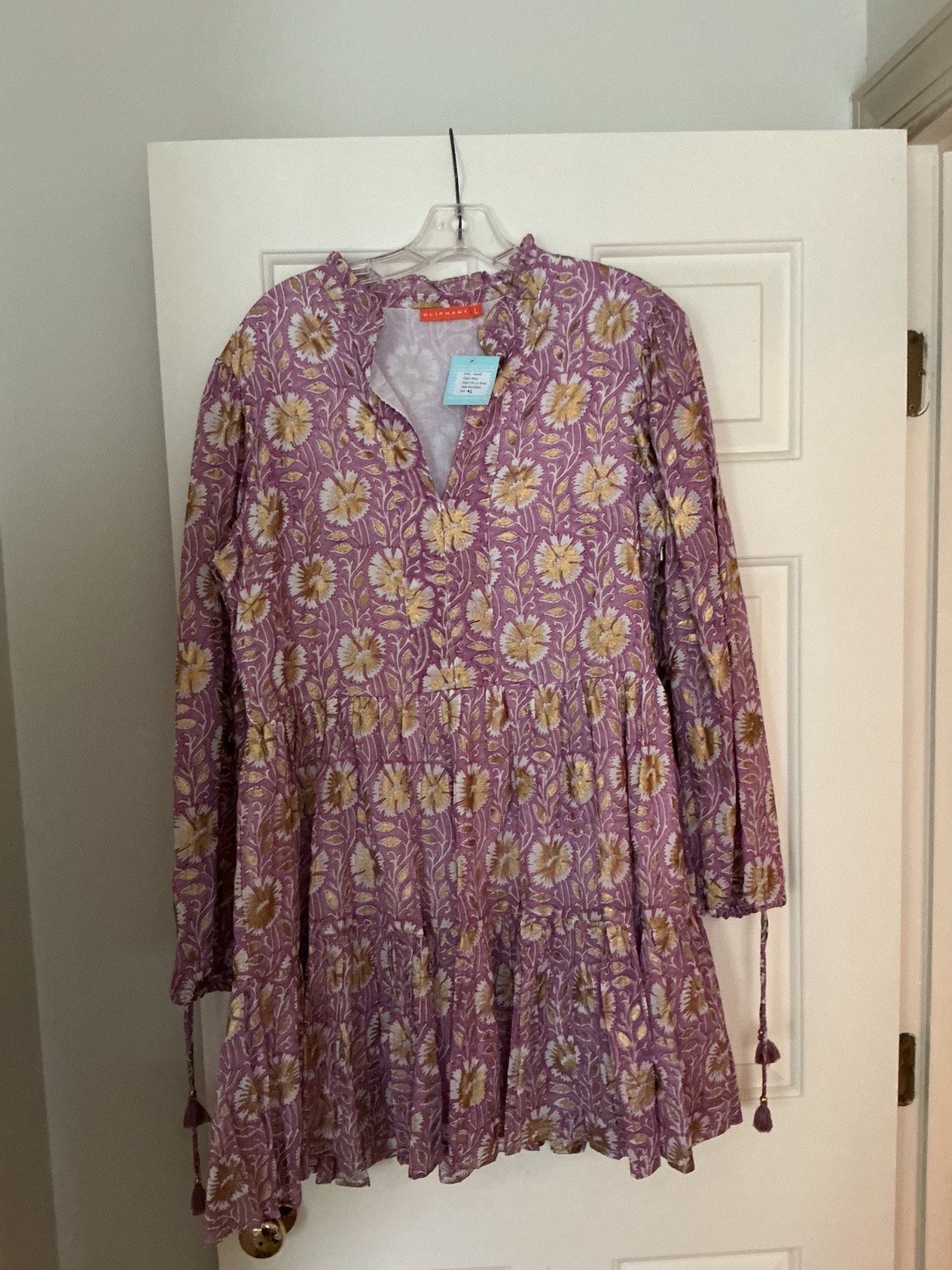 Oliphant large dress. Bust is 38, waist is 36 and length is 36.