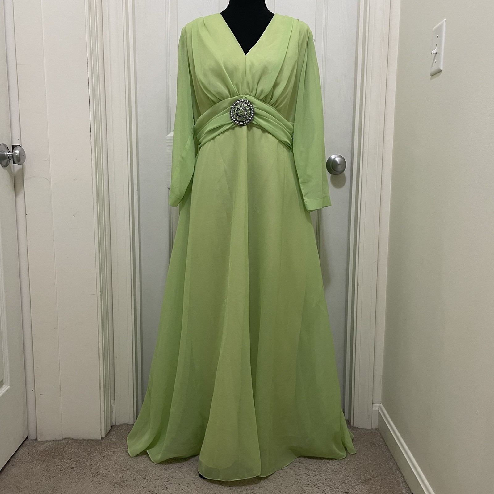 Vintage 70s Lime Green Gown Bridesmaid Prom Dress Renaissance Bridgerton 1976