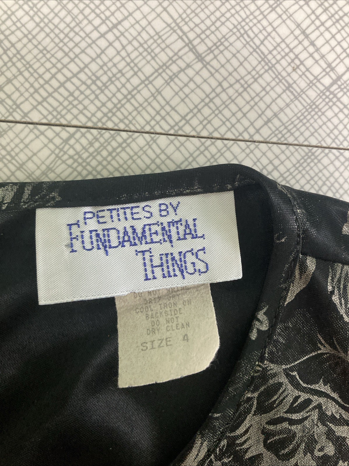 Vtg 80s 90s Petites by Fundamental Things Top Sz 4 Floral Union Made Poly EUC