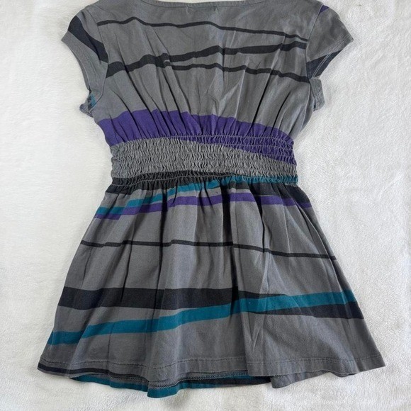 Hurley gray graphic babydoll flare short sleeve top y2k vintage skater grunge