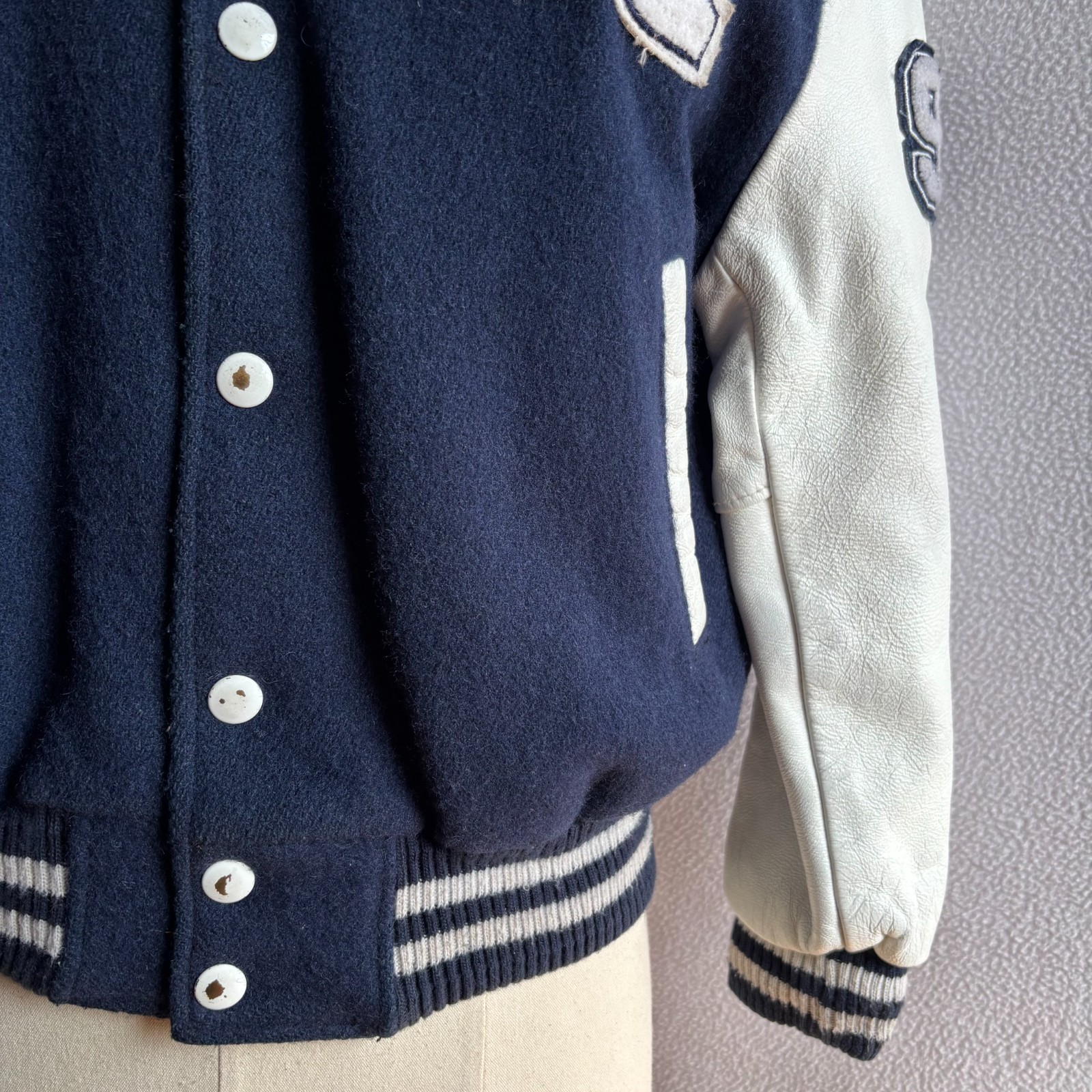 Vintage 1990s Roots Canada Wool Leather Varsity Letterman Jacket Childs XL