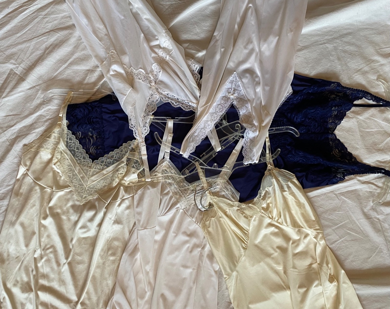Lot of 12 Vintage Nylon Slips & Lingerie 40-42 Big Girl’s Beauties Great Brands