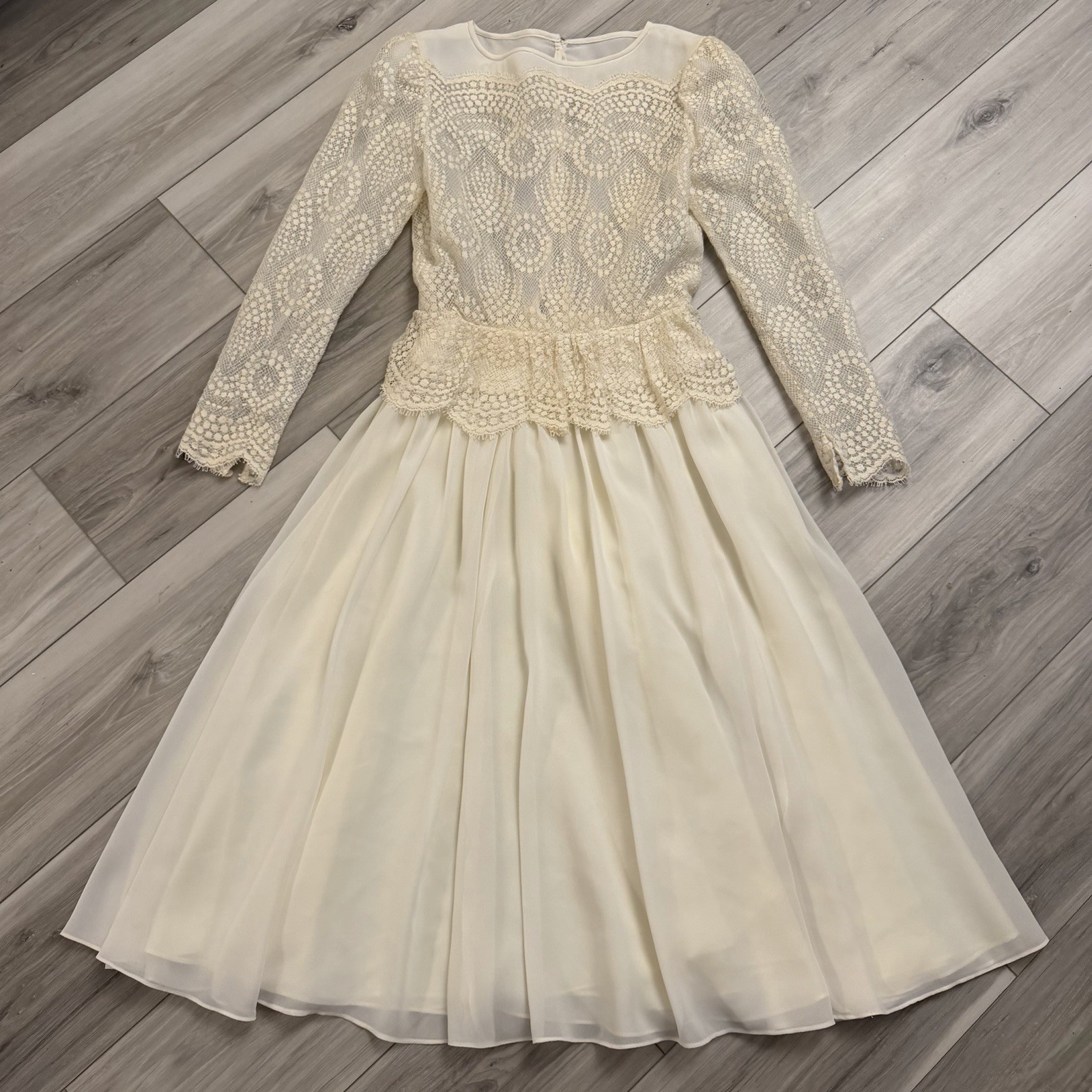 VTG Albert Nipon Boutique Dress Lace Bodice Midi Size 4 USA Union Made Cream