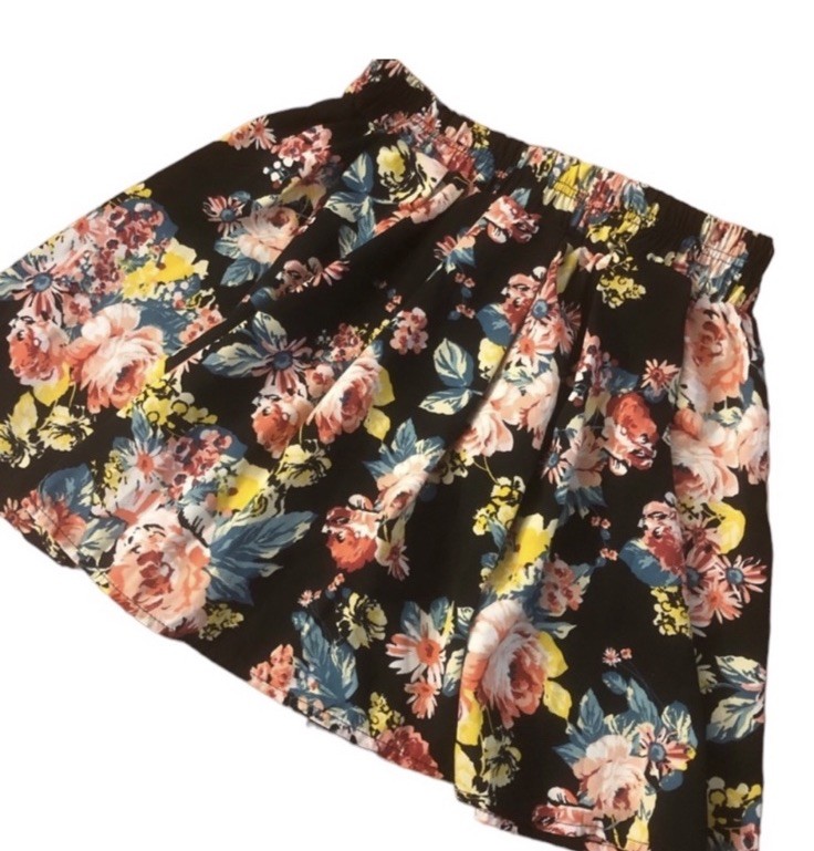 Vintage 1990’s Floral Mini Skirt, Full Skirt, Small