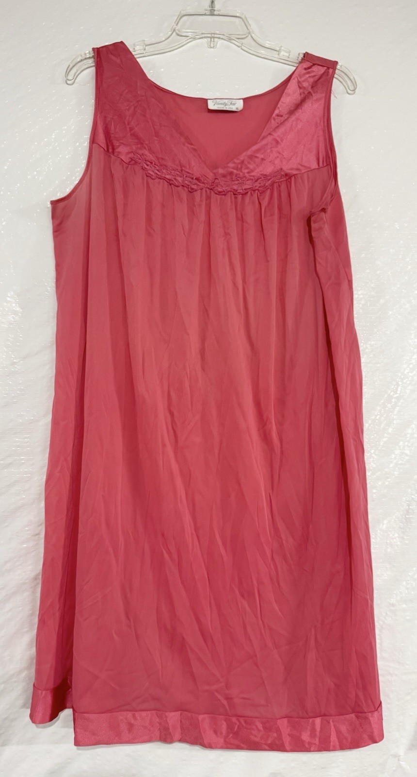 Vtg Vanity Fair Tricot Nightgown XL Pink Satin Nylon Flowy Silky Fairy Whimsical