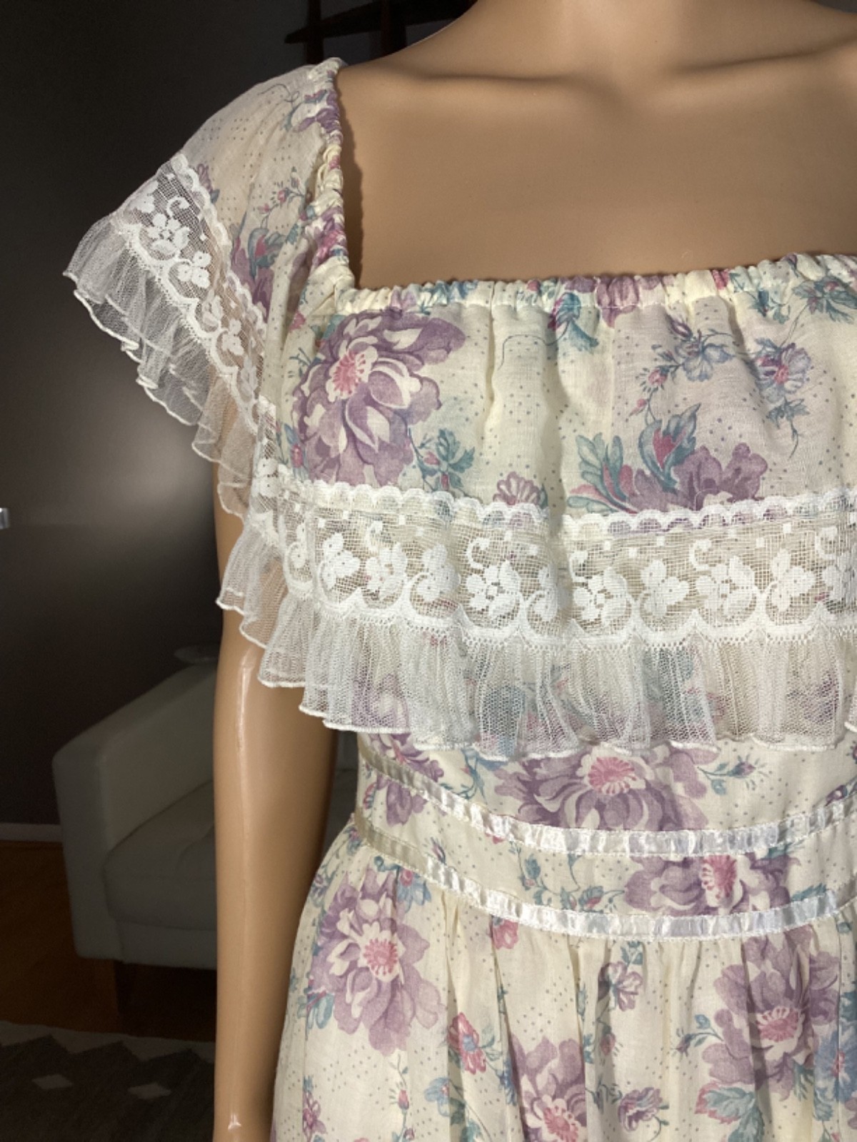 Vintage 70’s Gunne Sax Sheer Floral Calico Lace Hippie Prairie Cottage Dress