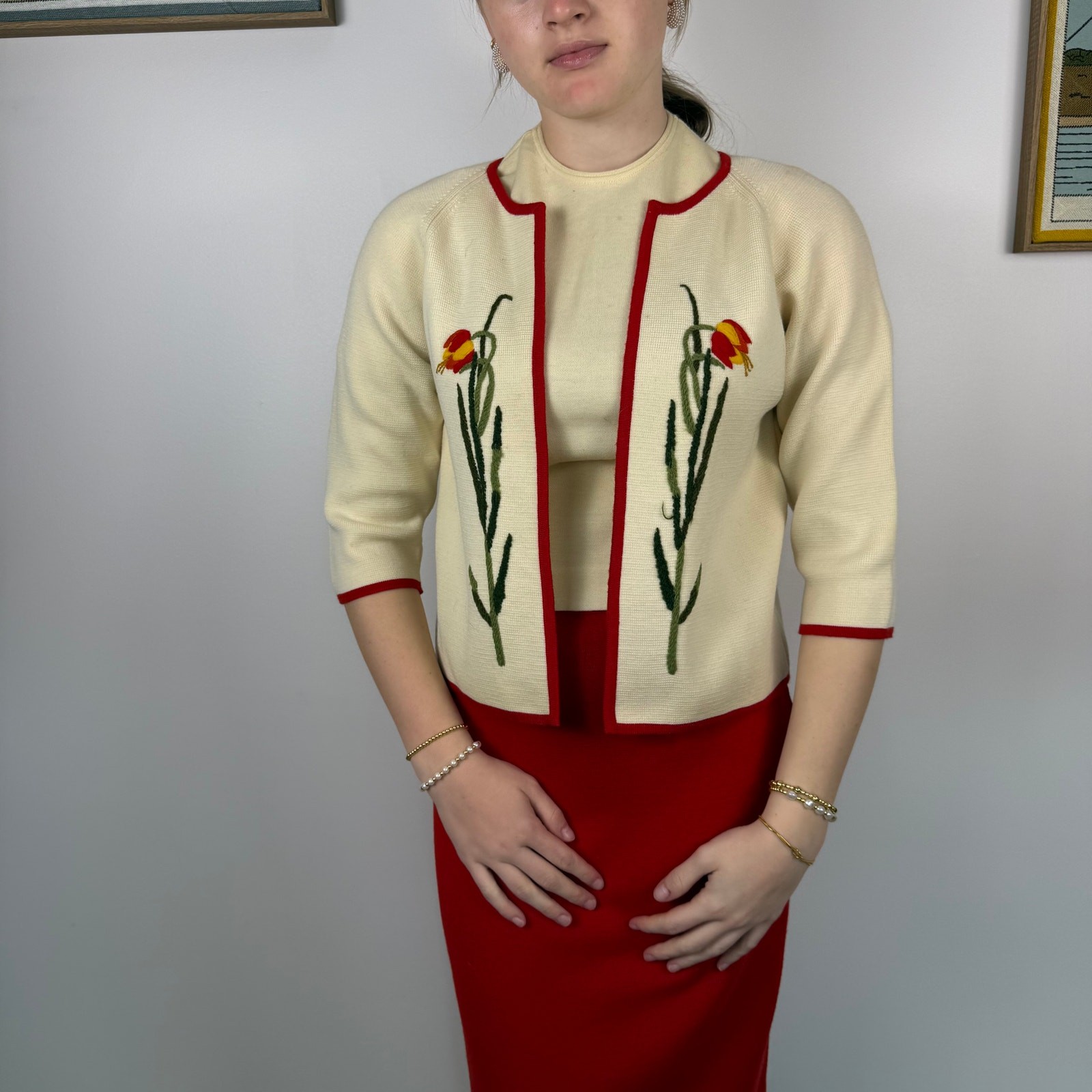 VINTAGE 1960s Italian wool 3 piece ladies suit Small
