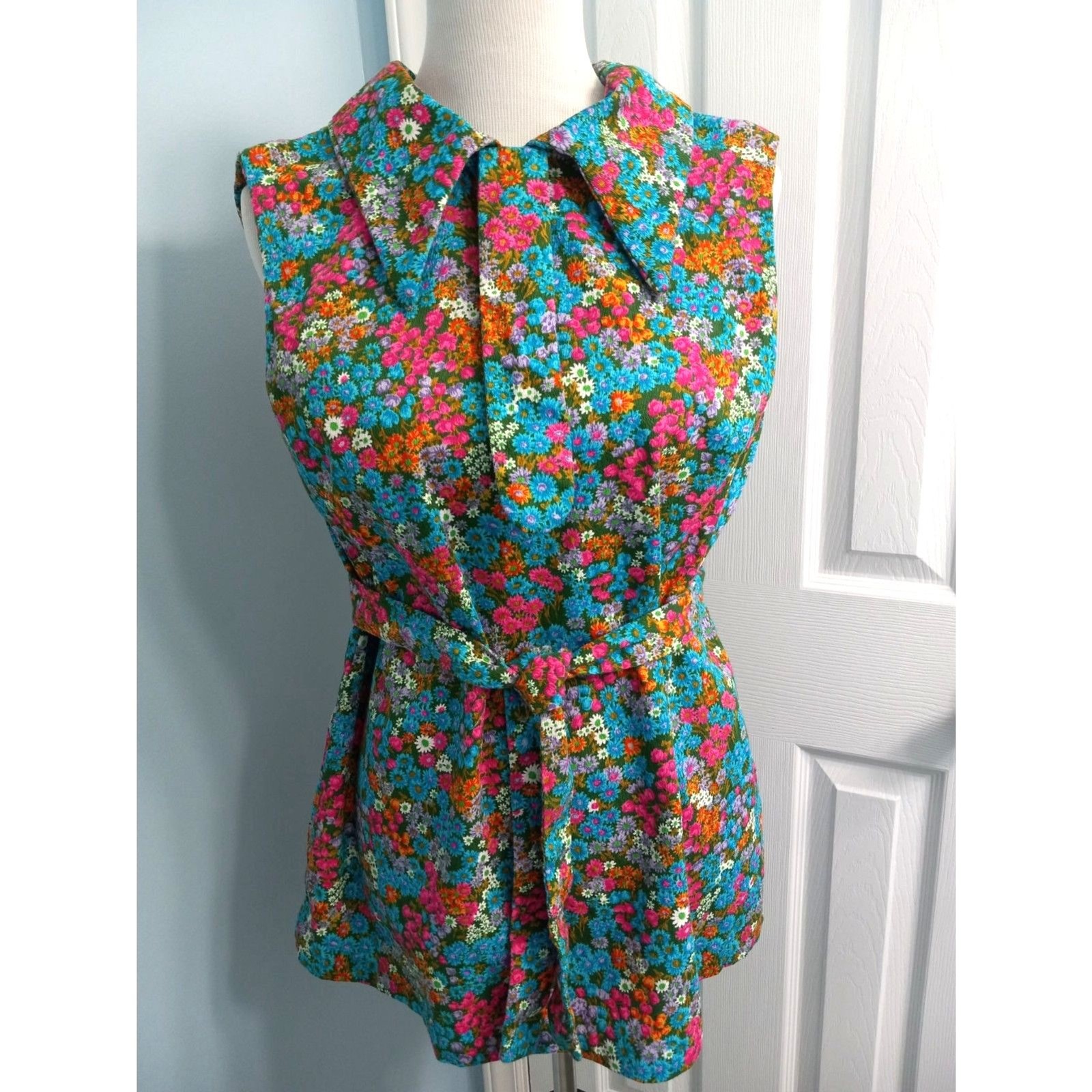Vtg Handmade Floral Sleeveless Collared Tunic with Sash Belt MODERN SIZE LARGE