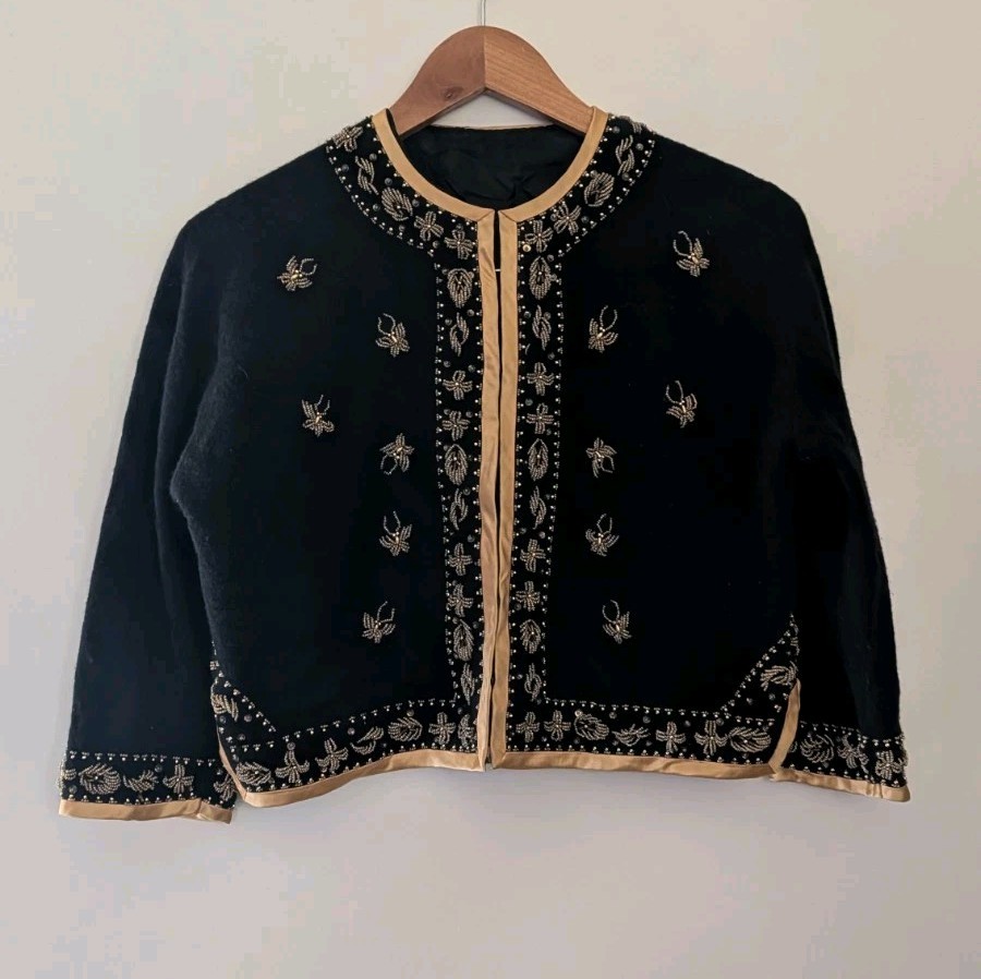 1950s Black Gold Beaded Butterfly Cropped Evening Jacket Glam Cocktail Bolero R