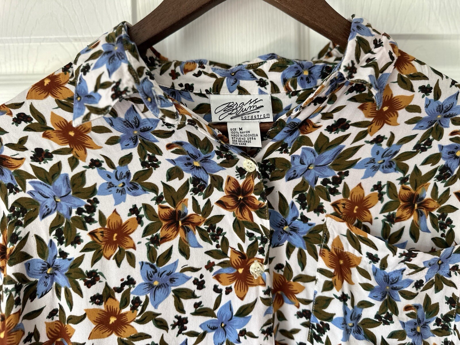 Vintage 90’s Nordstrom BRASS PLUM Floral Button Up Blouse Women’s Medium Rayon