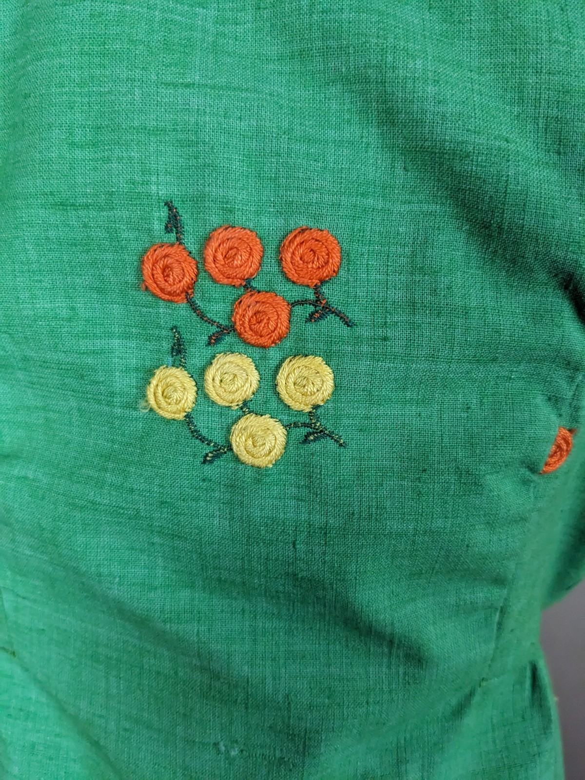 Vintage 60s Lime Green Linen Shift Dress Embroidered Floral Mod Cap Sleeve S