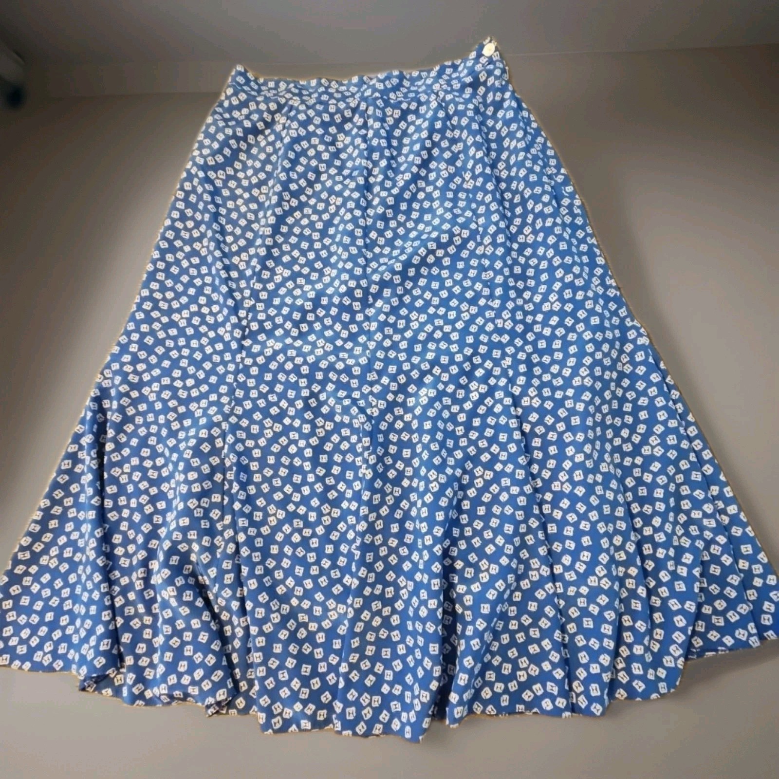 VTG Dereta SIZE 16 Blue White Lined Polyester Flowy Panel Midi Skirt