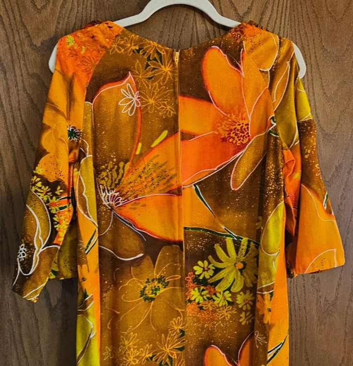 Vintage 60s 70’s Handmade Women’s Shift Hawaiian Bright Retro