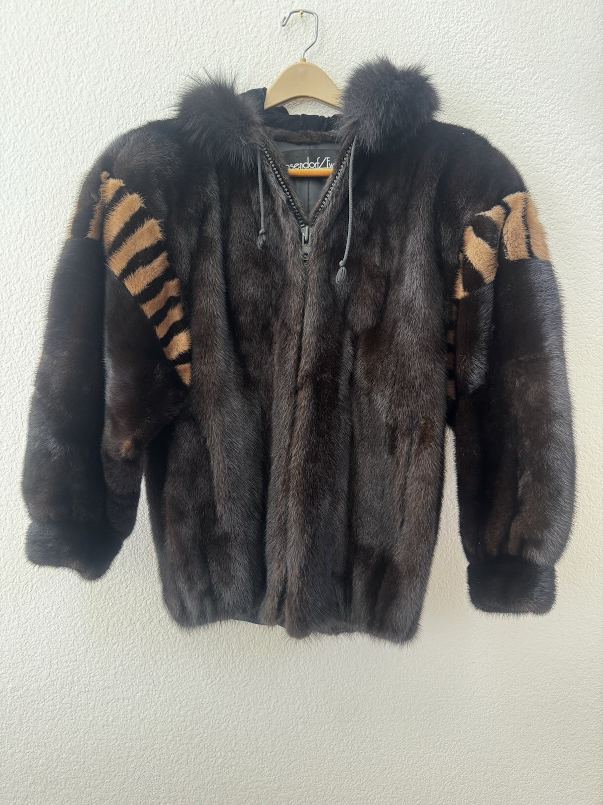 Rosendorf-Evans Women’s Dark Brown Mink Coat, Details On Shoulders