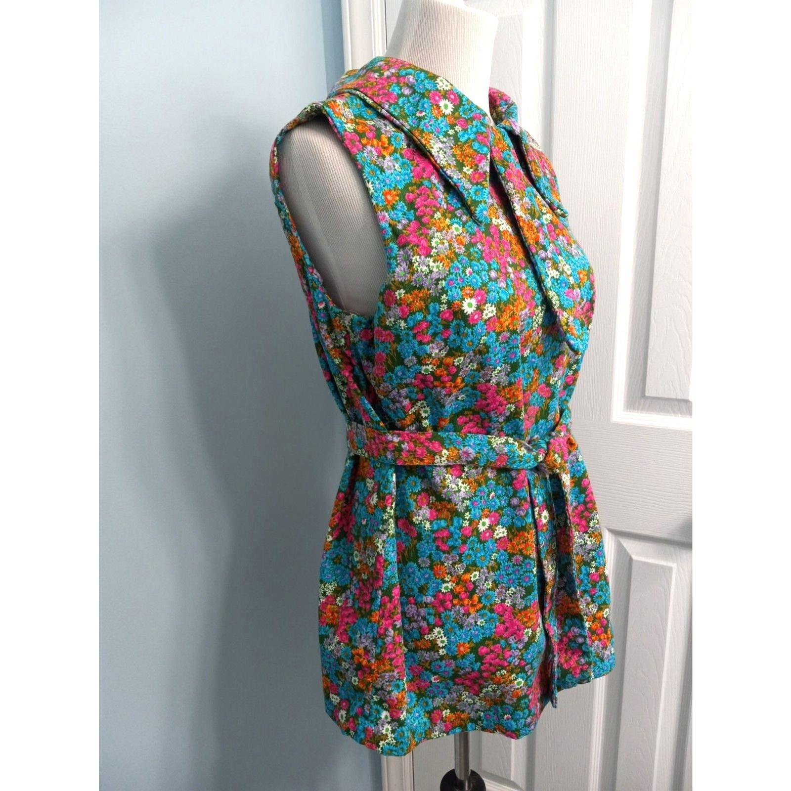 Vtg Handmade Floral Sleeveless Collared Tunic with Sash Belt MODERN SIZE LARGE
