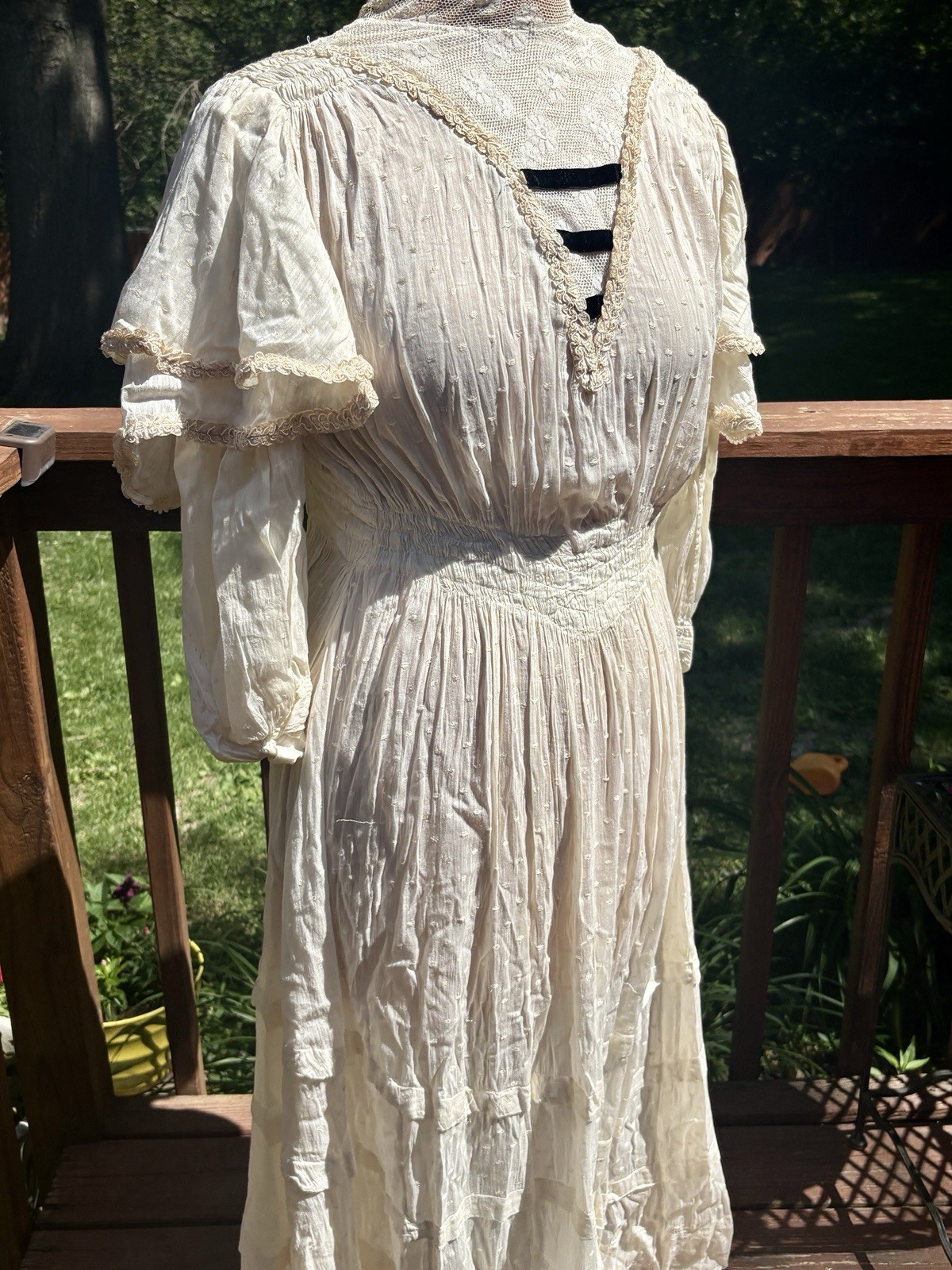 🍇 Antique Edwardian Cream Cotton Embroidered Tea Dress Lace Bridal Wedding