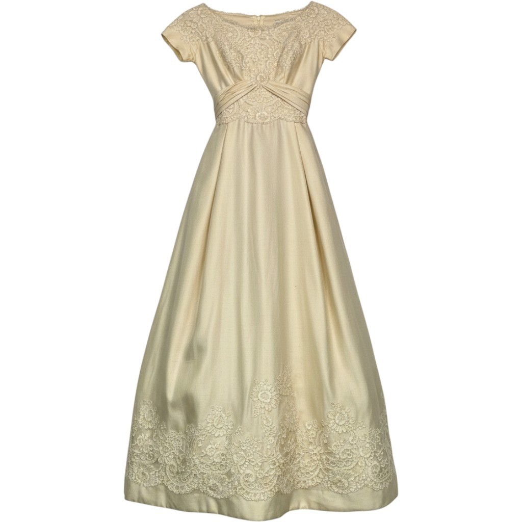 Designed by Jessica Women Formal Gown XS Cream Vintage Wedding Lace Shantung