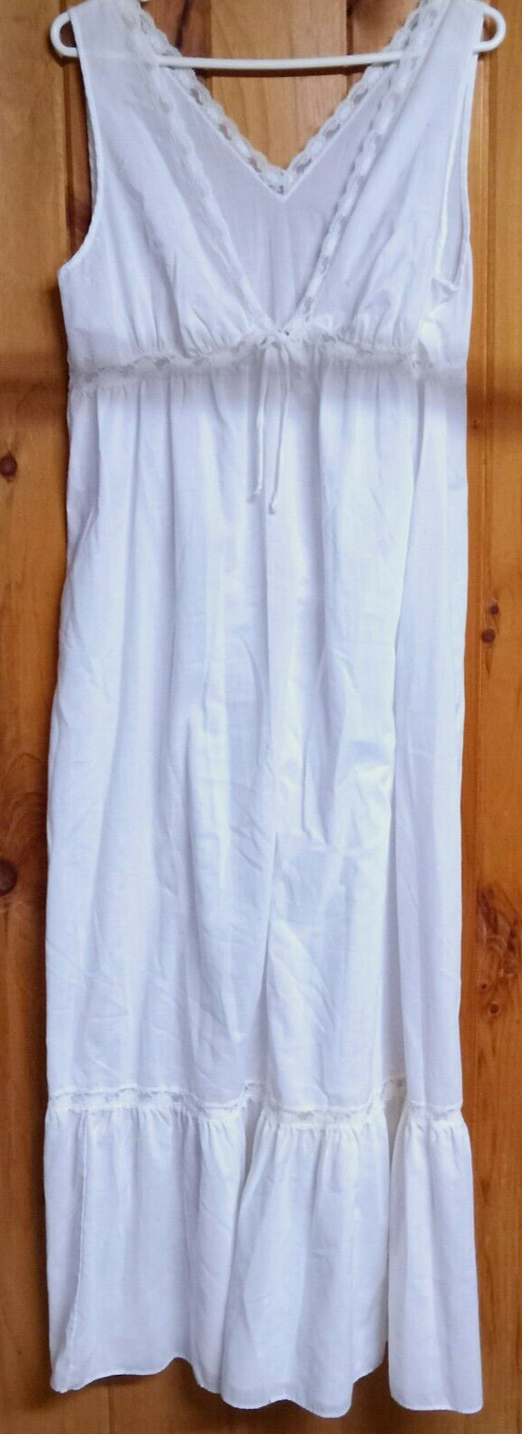 Vtg Shadowline Cream Colr Maxi Length Night Gown Size Medium Womens 3 Spots READ