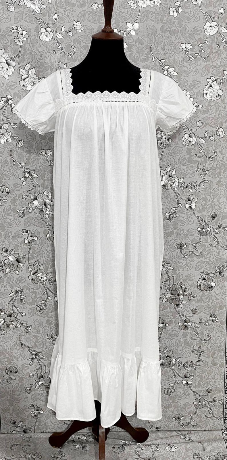 SoieRose Two-Tone 100% Cotton Victorian Nightgown with Intricate Lace – SR-1038