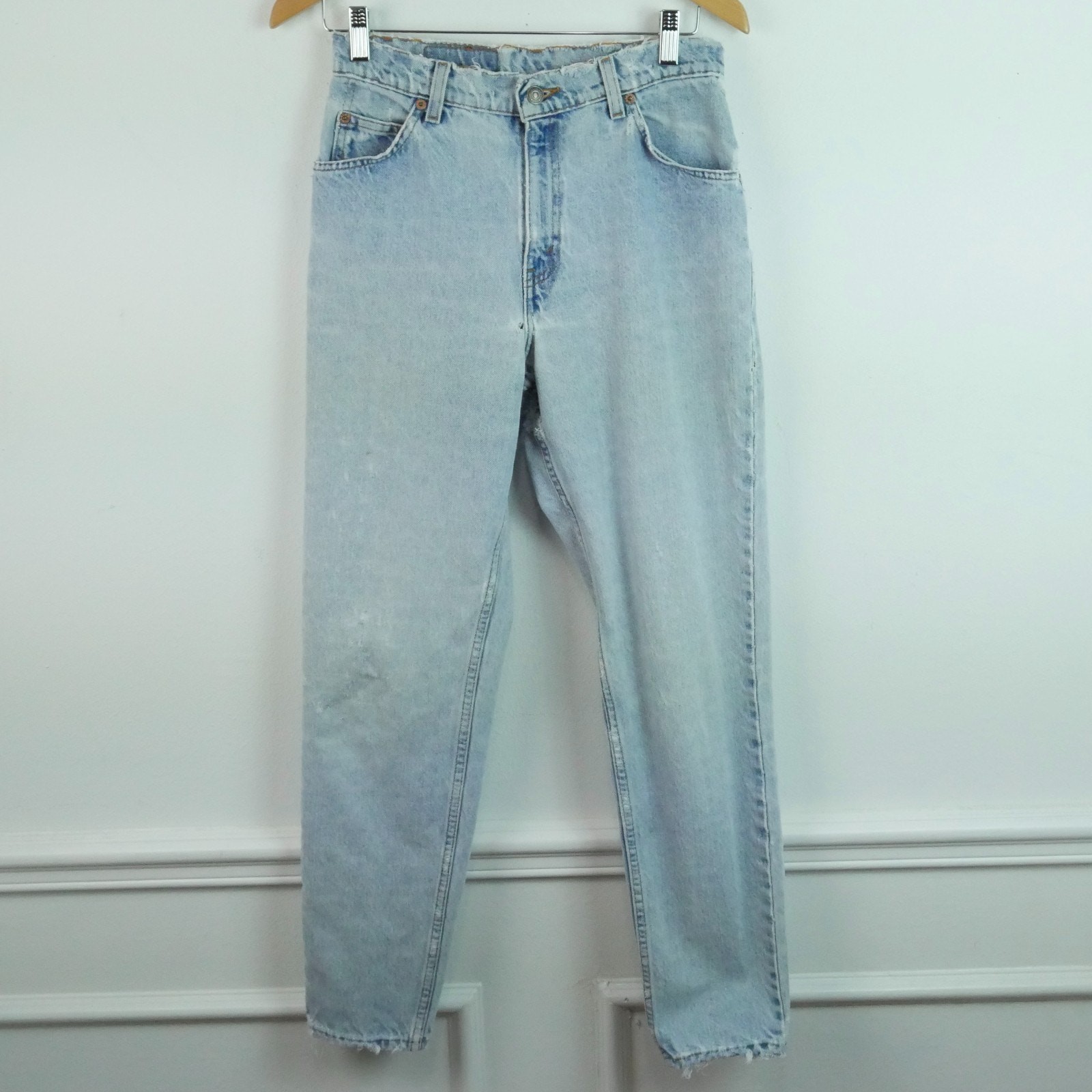 Vintage Levis Relaxed Fit Tapered Leg Orange Tab Jeans 29 x 29 THRASHED Grunge