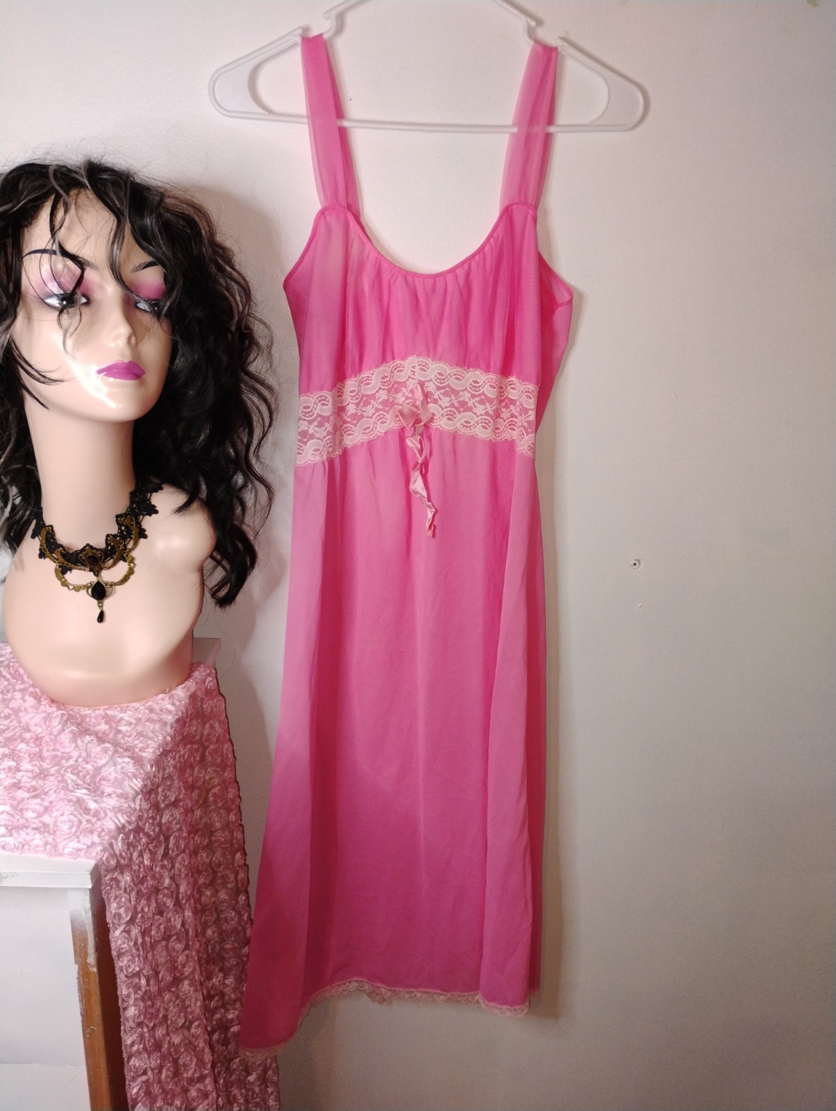 Lisette Vintage Pink Sleeveless Nightgown Size 36 White Lace Trim