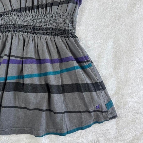 Hurley gray graphic babydoll flare short sleeve top y2k vintage skater grunge