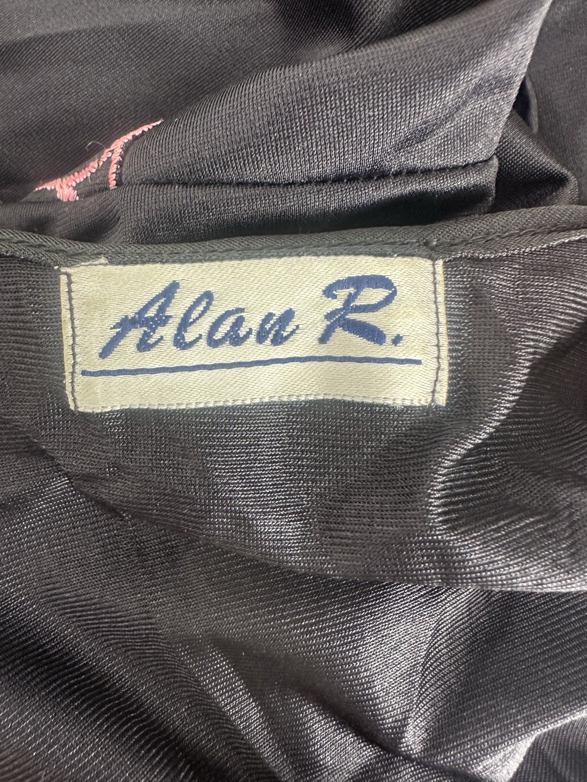 vintage Alan R. Womens Size XL Nylon floral embroidered Tie Front robe Sleepwear