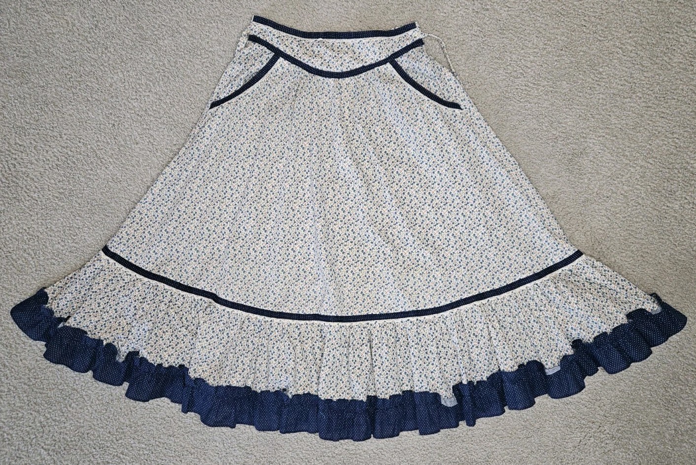 Vintage Gunne Sax Floral Jessica’s Gunnies Midi Skirt 26″ Waist Pockets