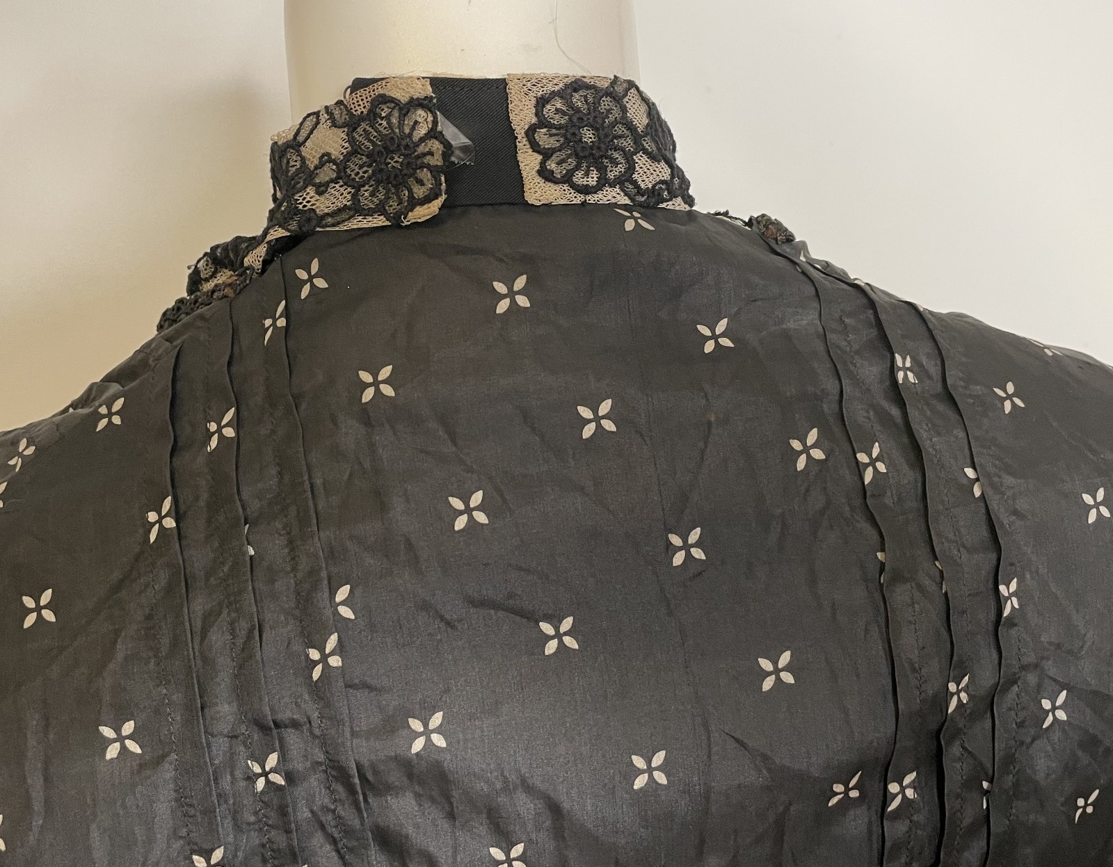 Antique Victorian Black Silk Top Blouse S Bodice Bishop Sleeves Lace Trim Peplum