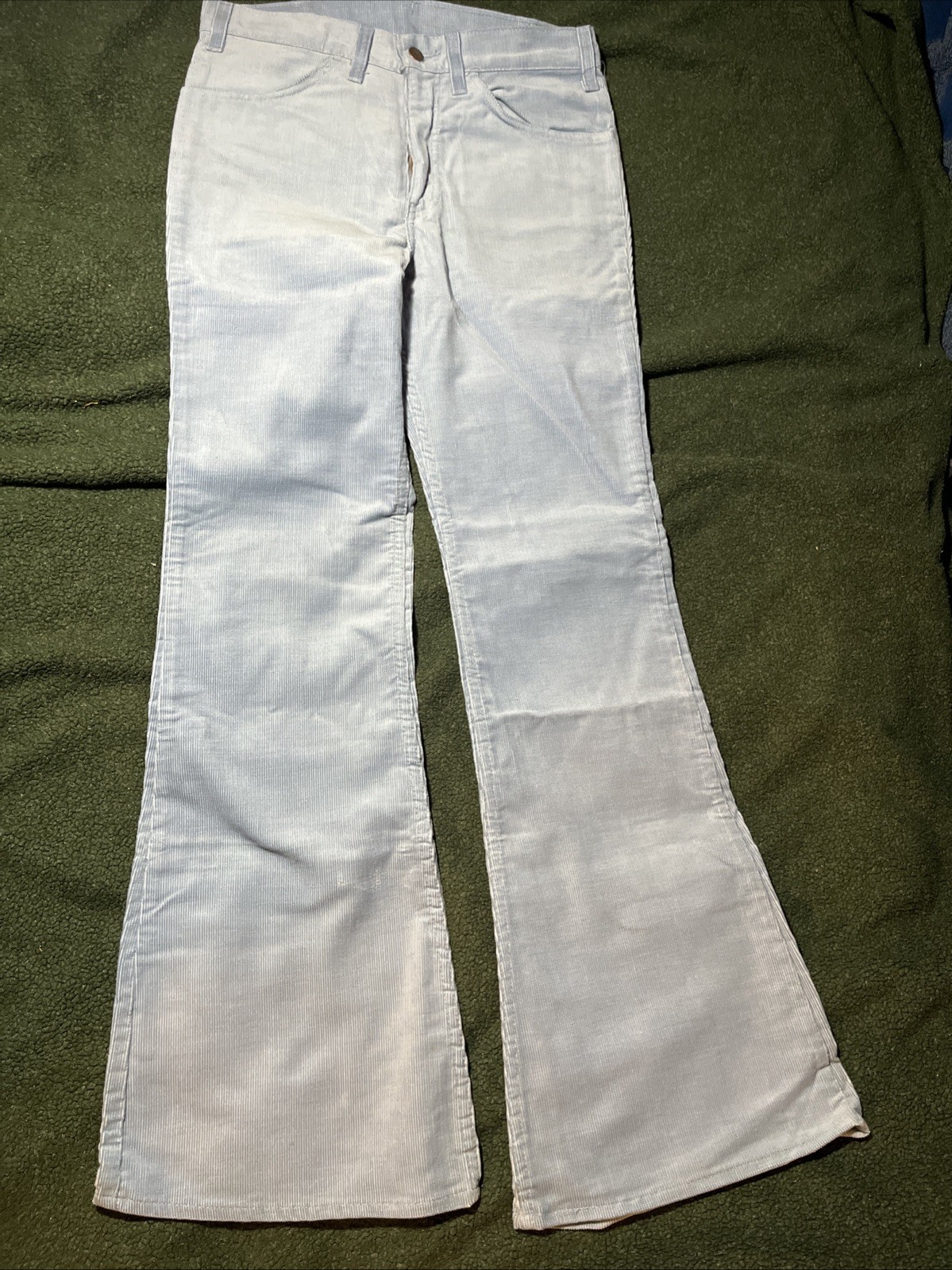 Vintage 70s Levi’s Corduroy Jeans Made In USA Size 31 bell bottom new 663 1512
