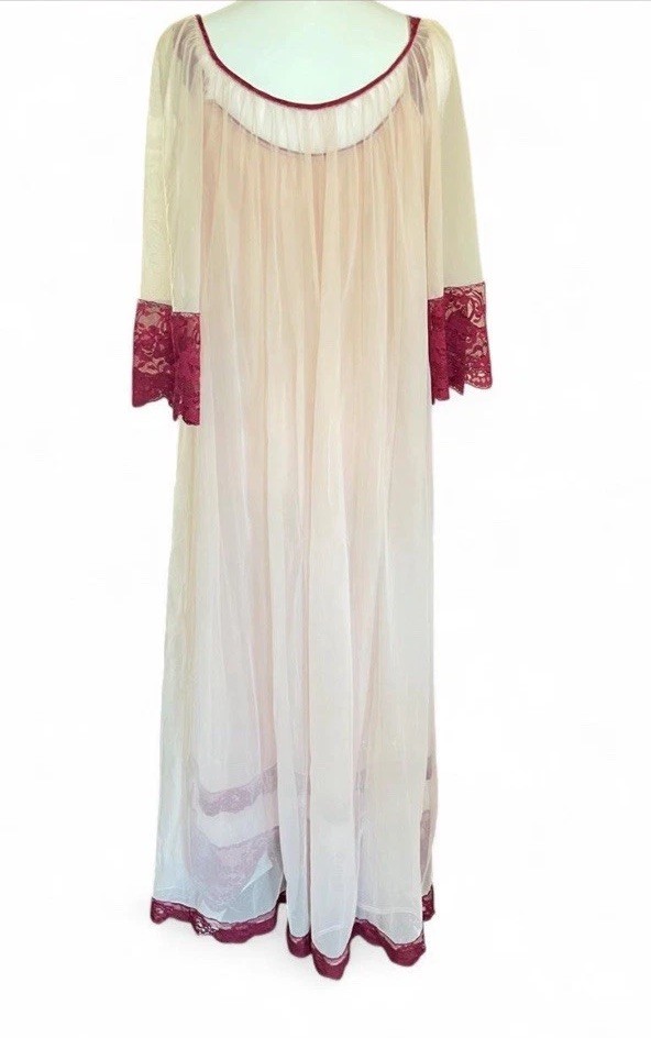 VTG 60’s Janelle Of California Pink Sheer Baby Doll Night Gown W/matching Robe