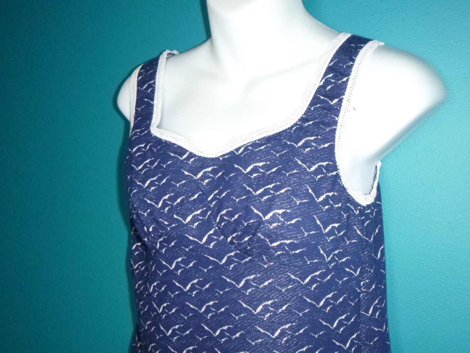 Vtg 70s Knit Tank Top Blue W/ Intarsia White Seagulls & White Trim Sz S/M