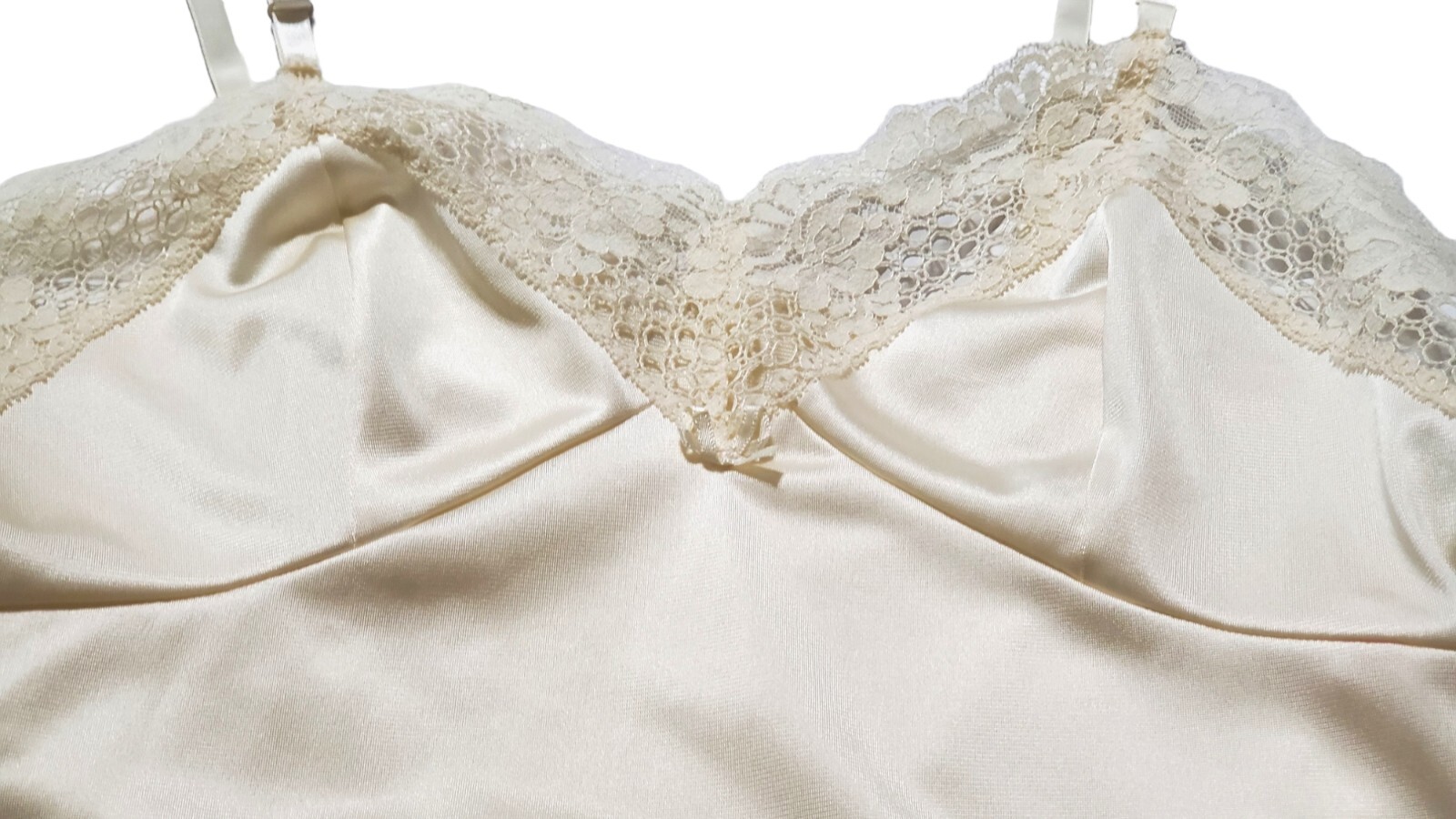 Vtg Full Slip By Cotillion Nylon Antron Women’s Size 32 Lace Trim Adjustable
