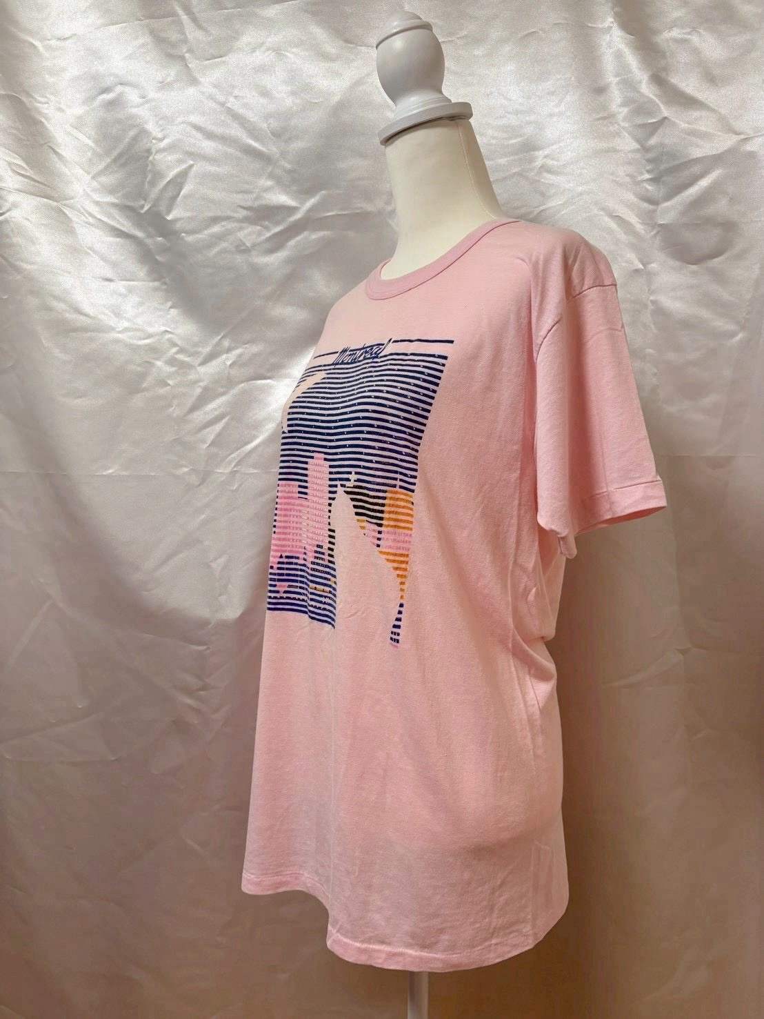 Vintage 80s 90s Montreal Cat Kitten T shirt Pink City Pop Made in Canada Kawaii