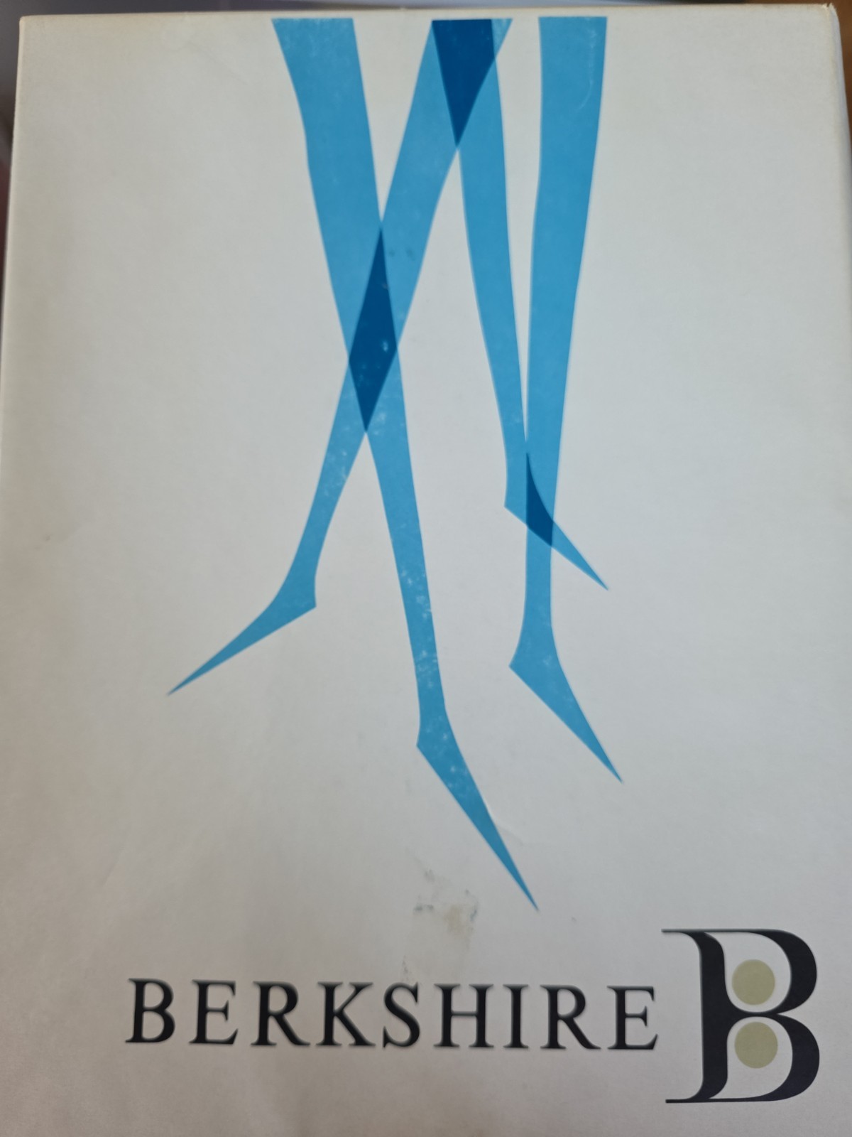 Vintage Berkshire Nylon Stockings Hosiery Flair S/M Old New Stock