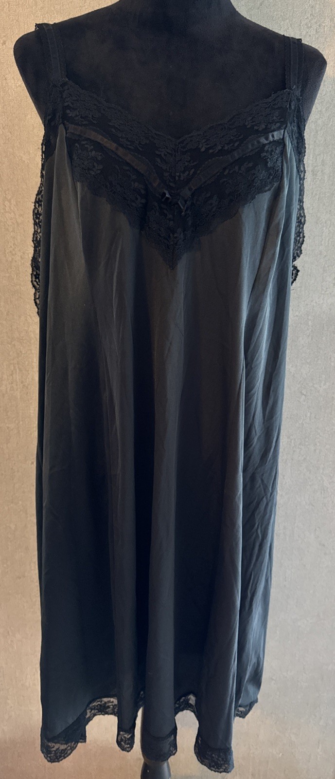 Vintage 70s Formfit A Cut Above Black Full Slip Dress 46 Tall XL/2XL