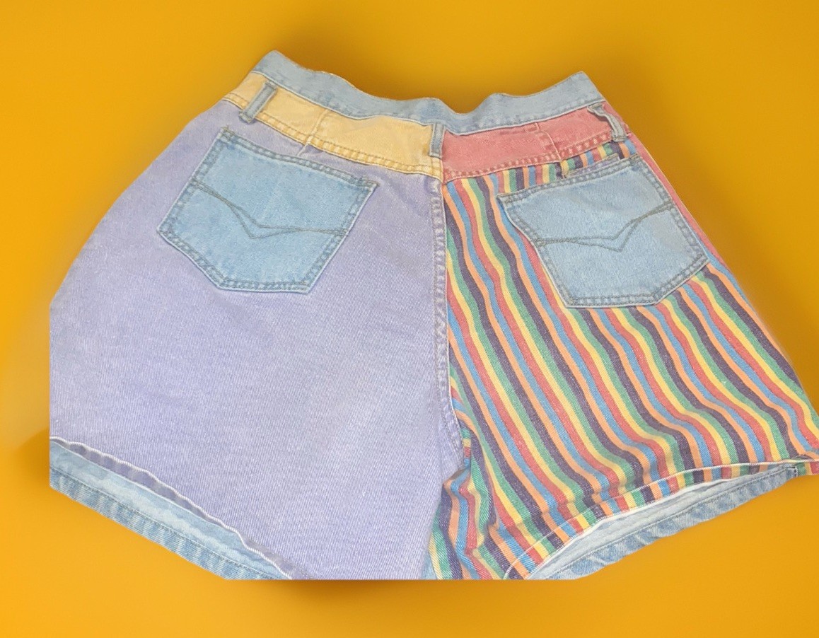 Women’s Vtg Color Block 80’s 90’s Shorts Stripes Size 14 Colorful Pride Rainbow