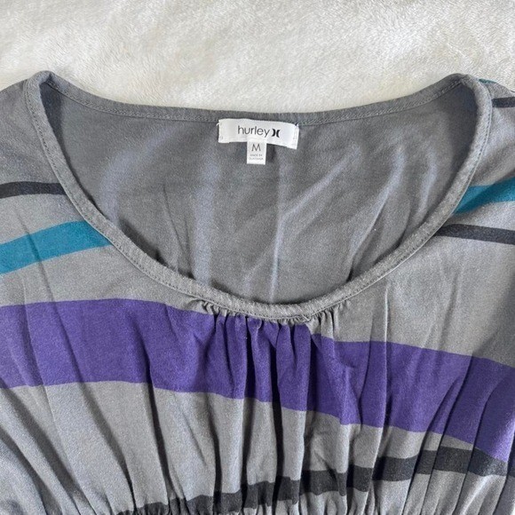 Hurley gray graphic babydoll flare short sleeve top y2k vintage skater grunge