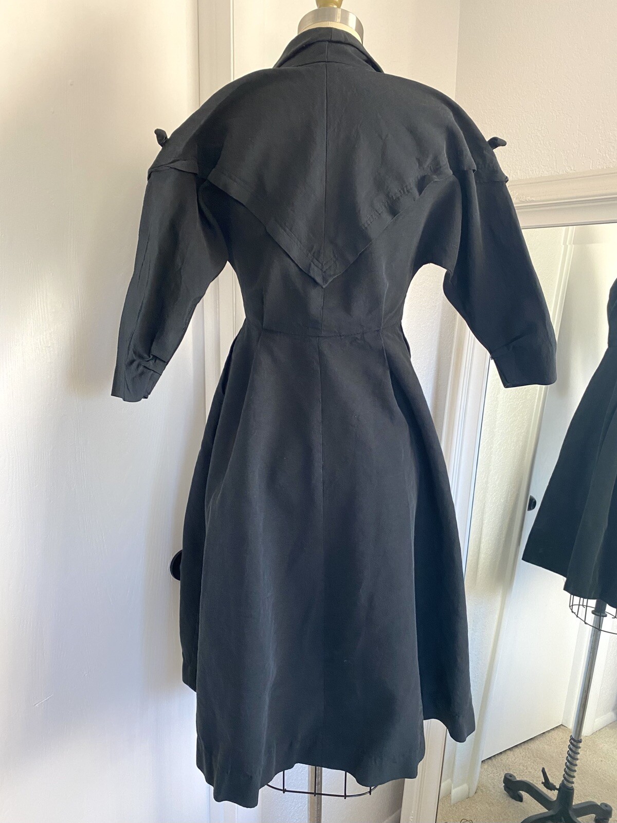1940s 1950s True Vintage Art Deco Princess Coat Dress w/ Bows Fit & Flare XS