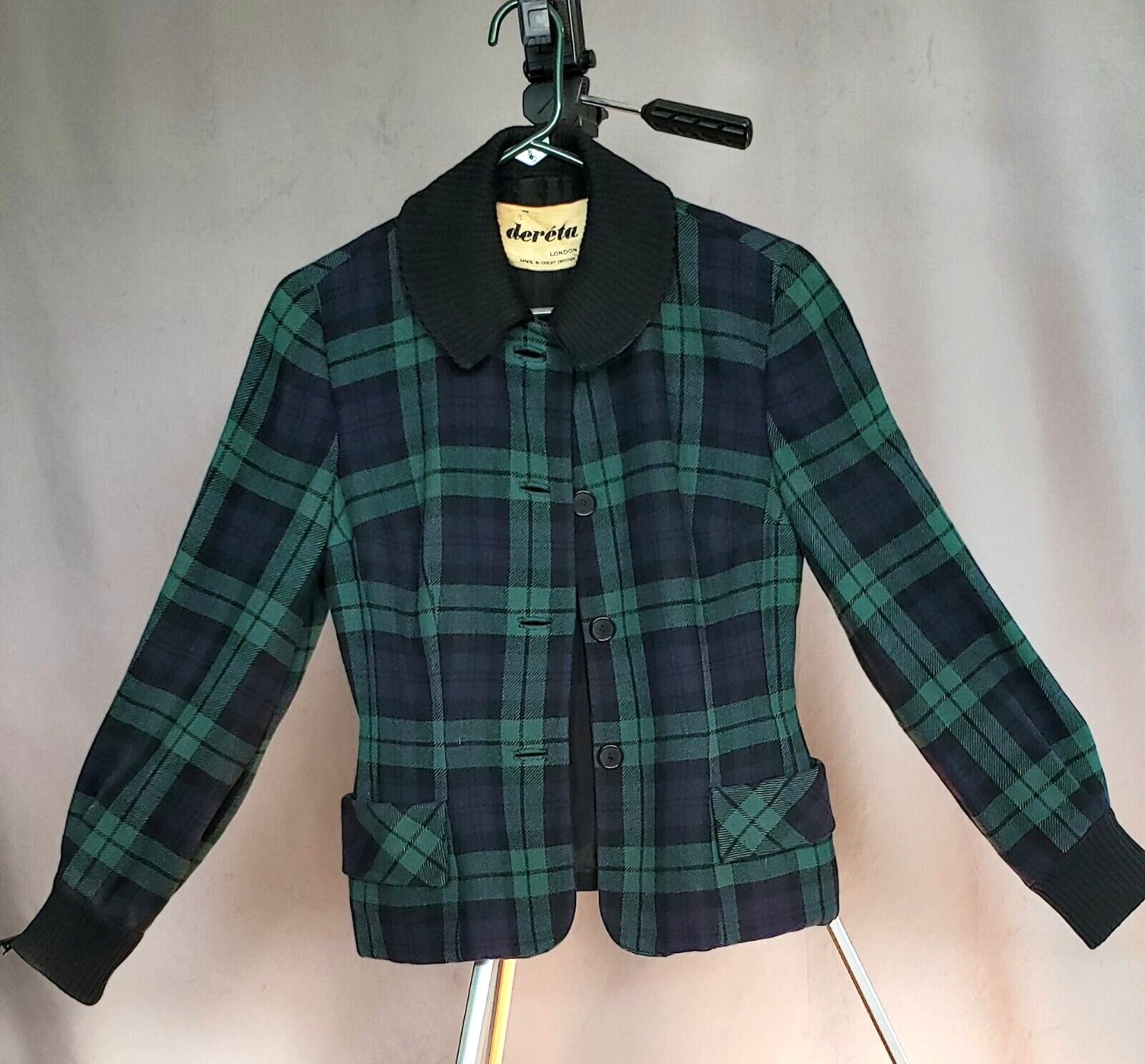 VTG EARLY 50s Deréta London GREEN AND NAVY WOOL PLAID JACKET
