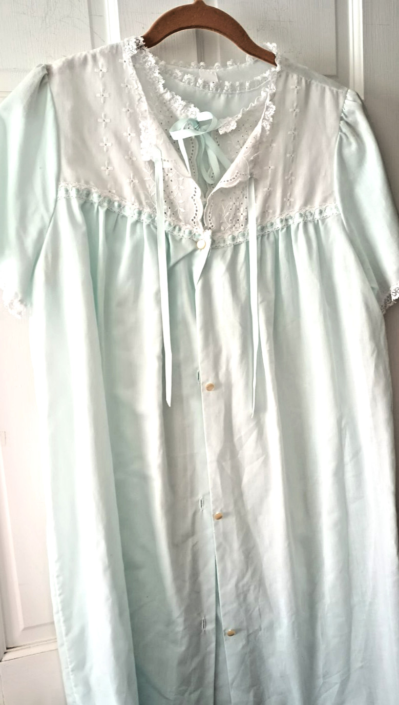 Vtg Sears Nightgown & Robe Set Powder Blue Modest Feminine USA Made Medium
