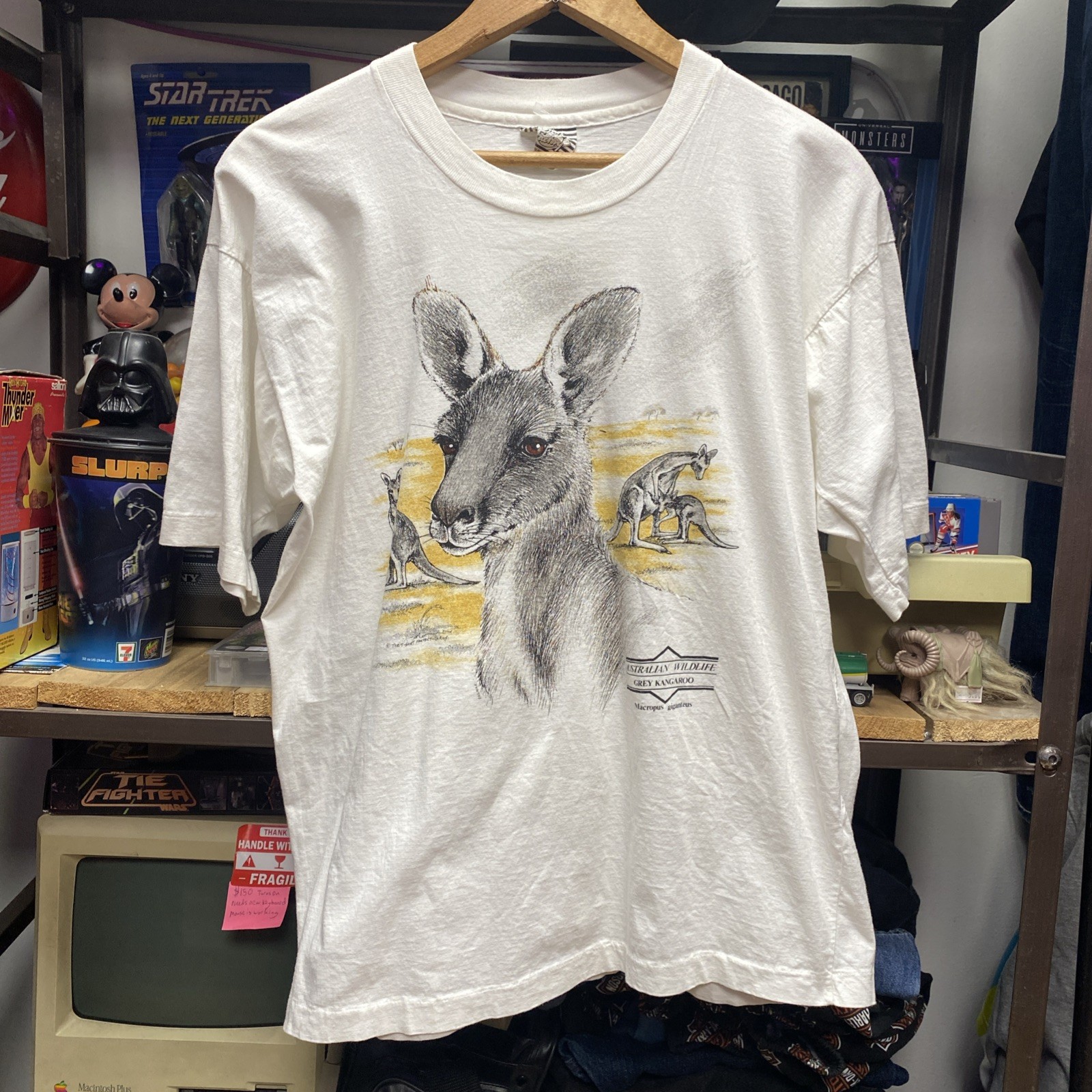 Australia Wildlife Grey Kangaroo Medium Single Stitch Vintage T Shirt